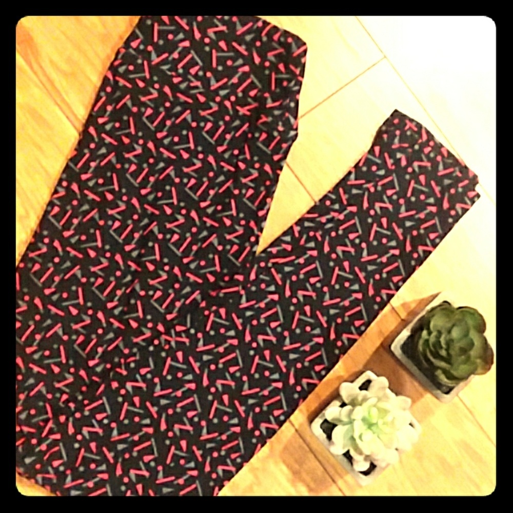 Black Dots & Dashes OS Lularoe Leggings NwoT